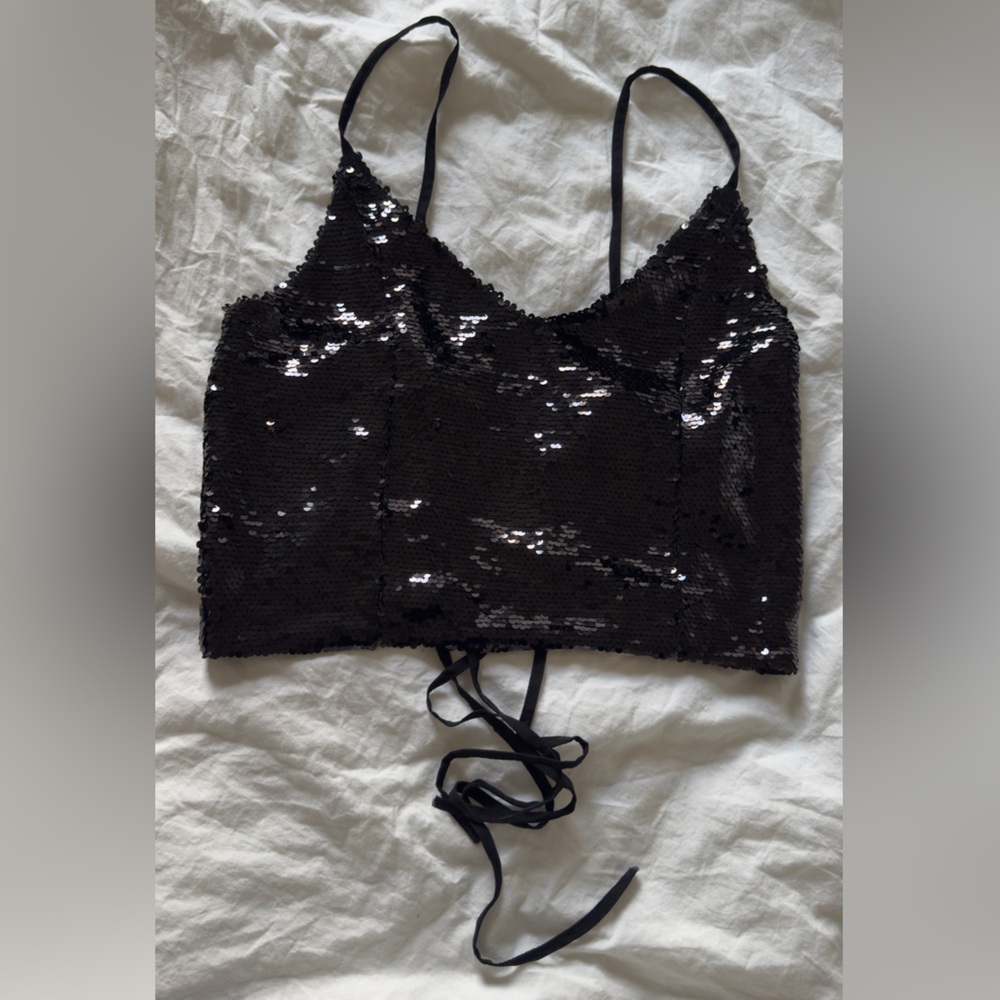 Single pc 🔥 Brand new limited edition Zara sequin cami backless top
